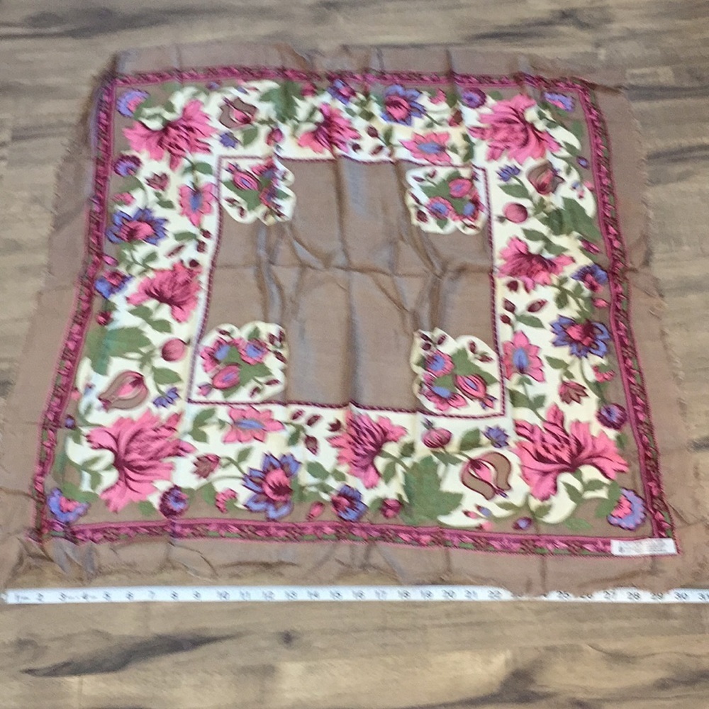 5 PCs of symphony scarves - Picture 9 of 14